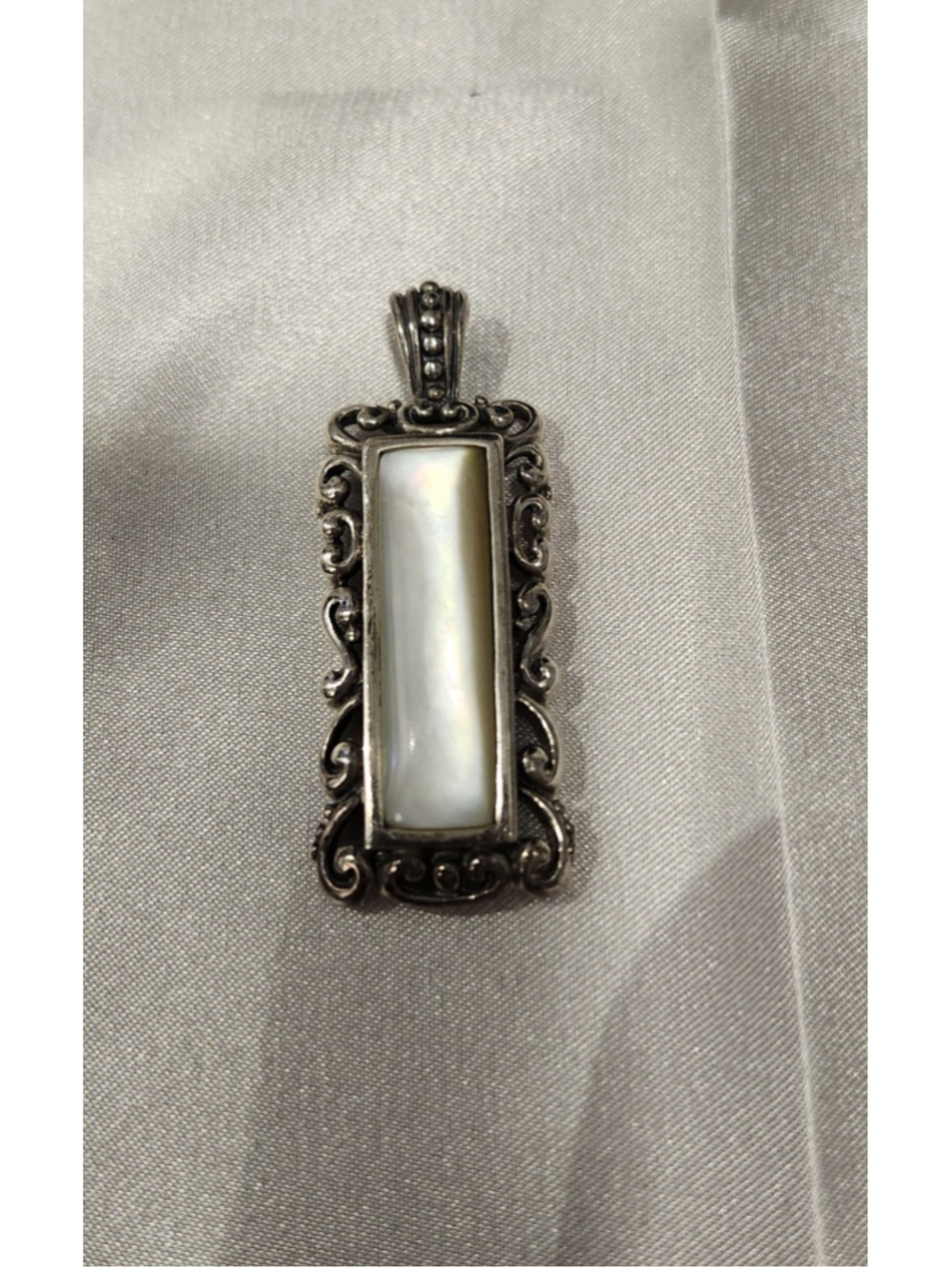 Sterling Silver with Mother of Pearl Pendant Necklace